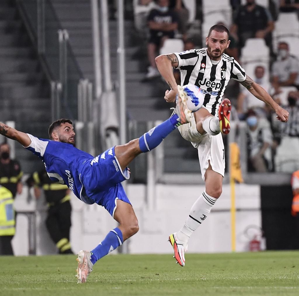 小规模的茶籽油生产线